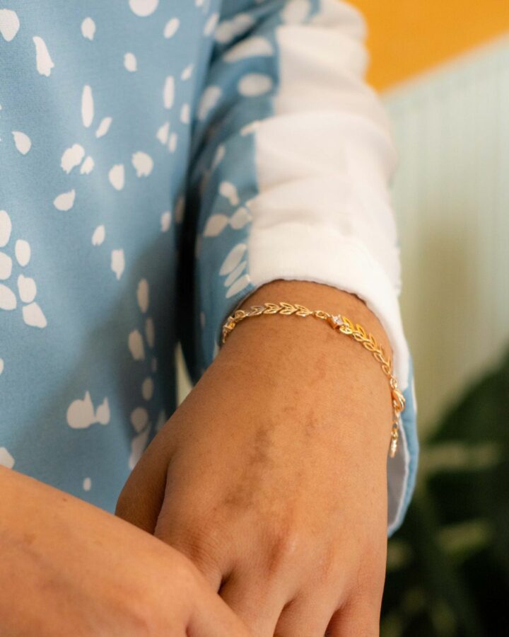 Flower Bracelet - Gold