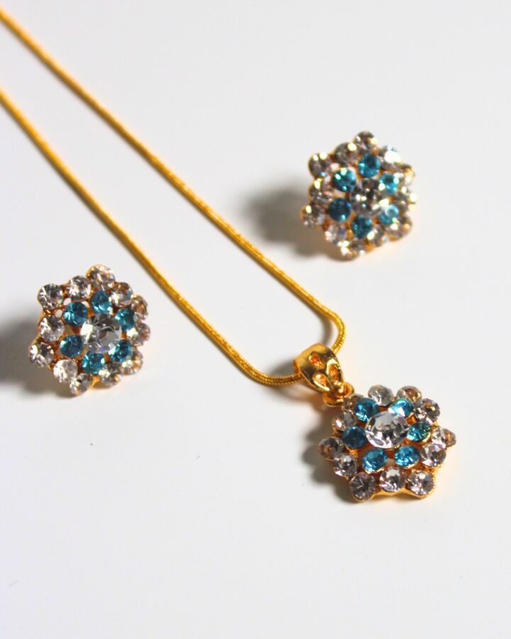 Dazzling Dreams - Necklace & Earring Set - Pakistani - Sky Blue