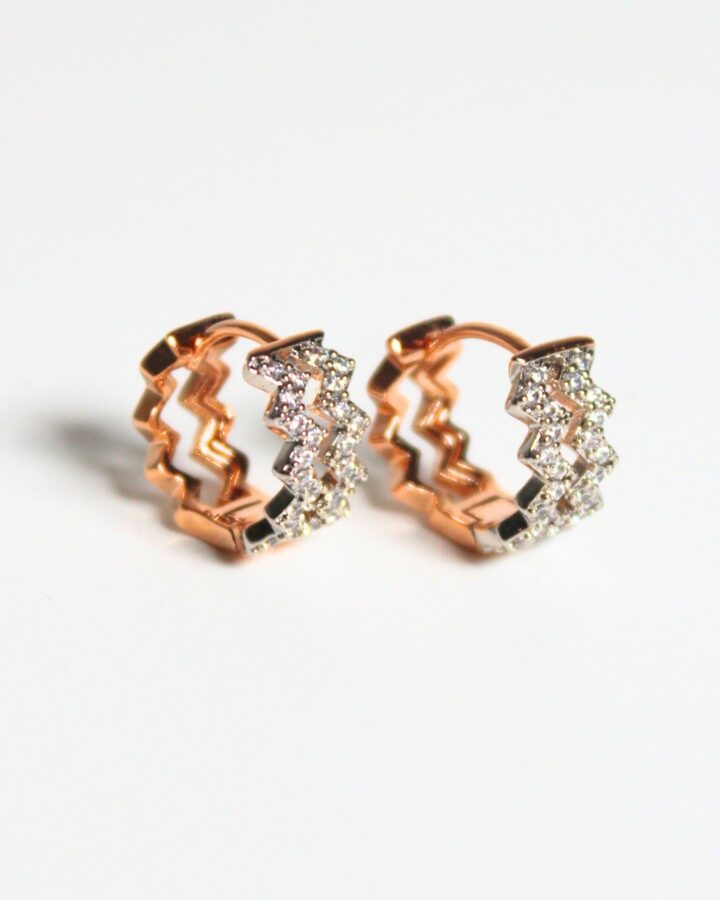 Breeze Hoop Studs - Gold