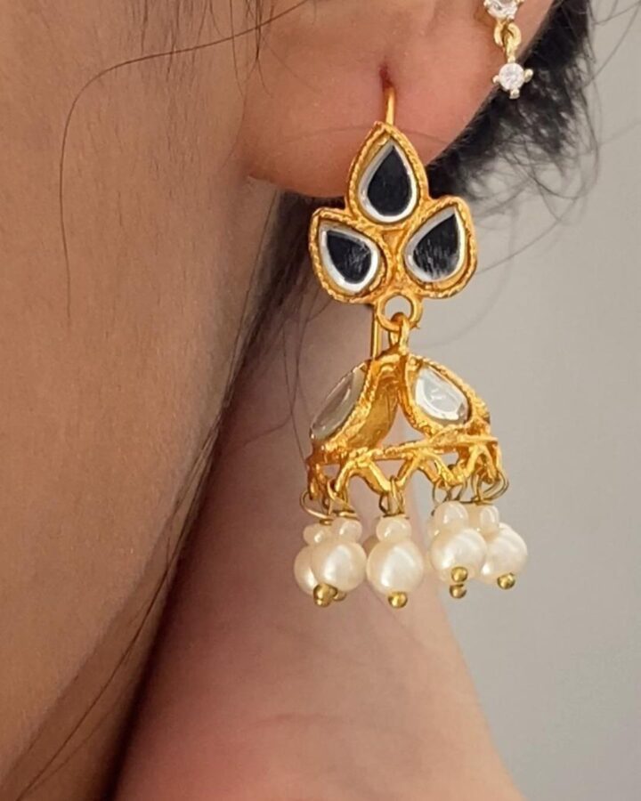 Light Kundan Jhumka - Golden
