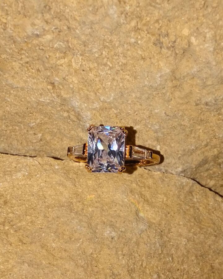 Daina Vol IV Ring
