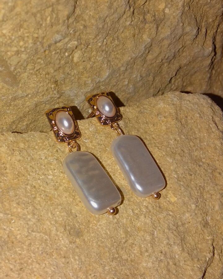 Whispers of Pearl Earrings